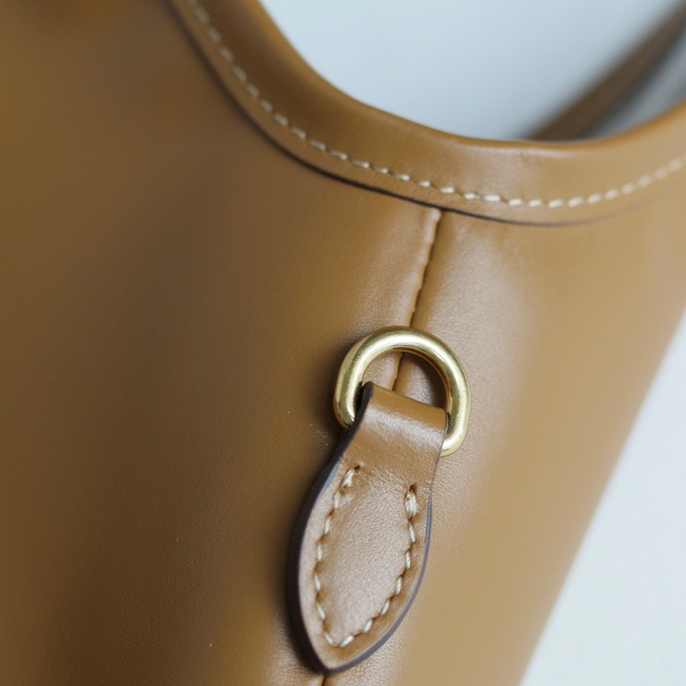 🥨Miu Miu Ivy Suede And Crochet Shoulder Bag - Picture 8 of 12